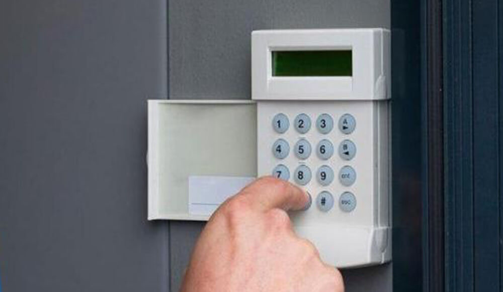 intruder-alarm-pg-image1